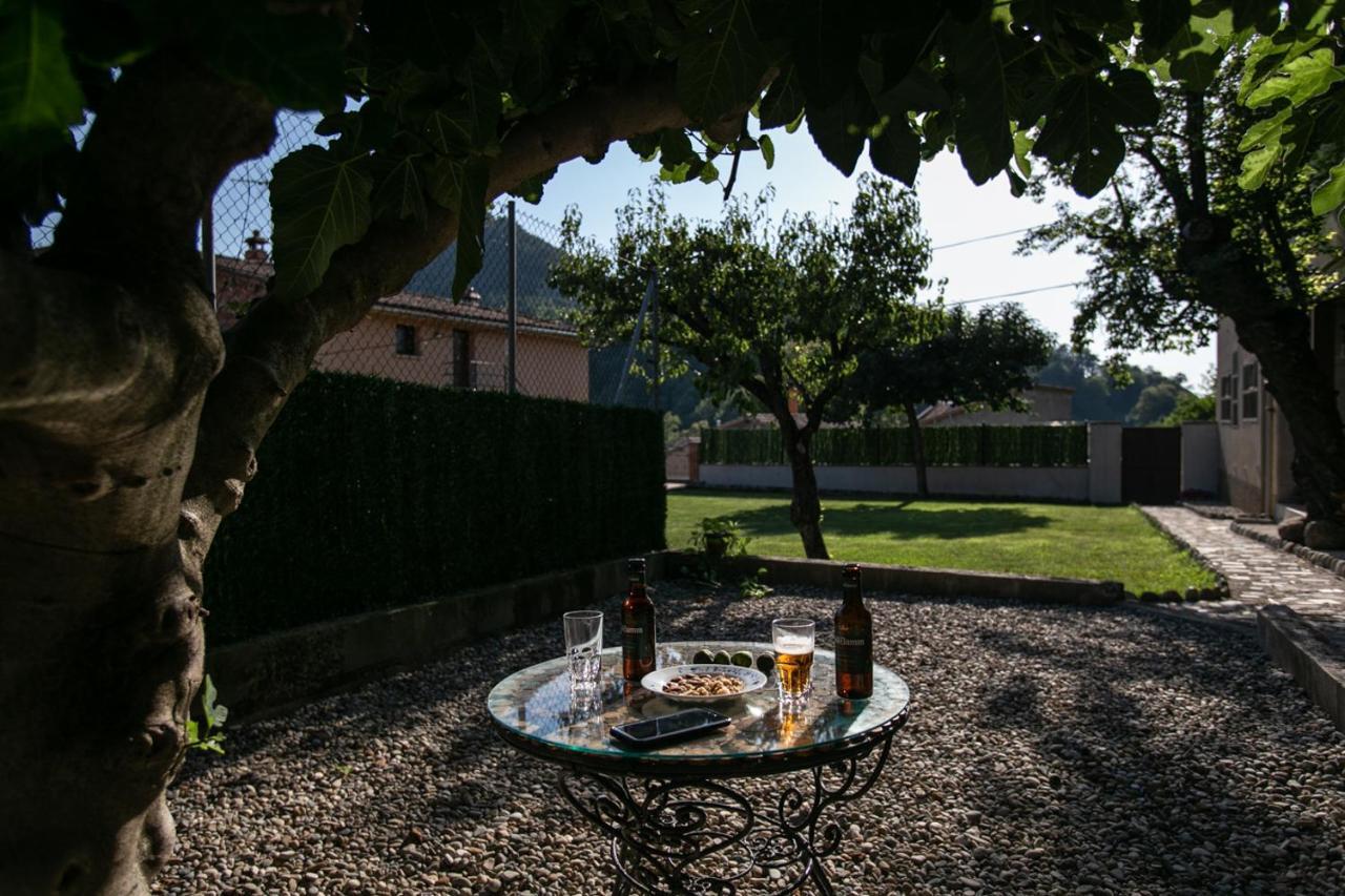 El Boix Vila Santa Maria de Besora Exterior foto